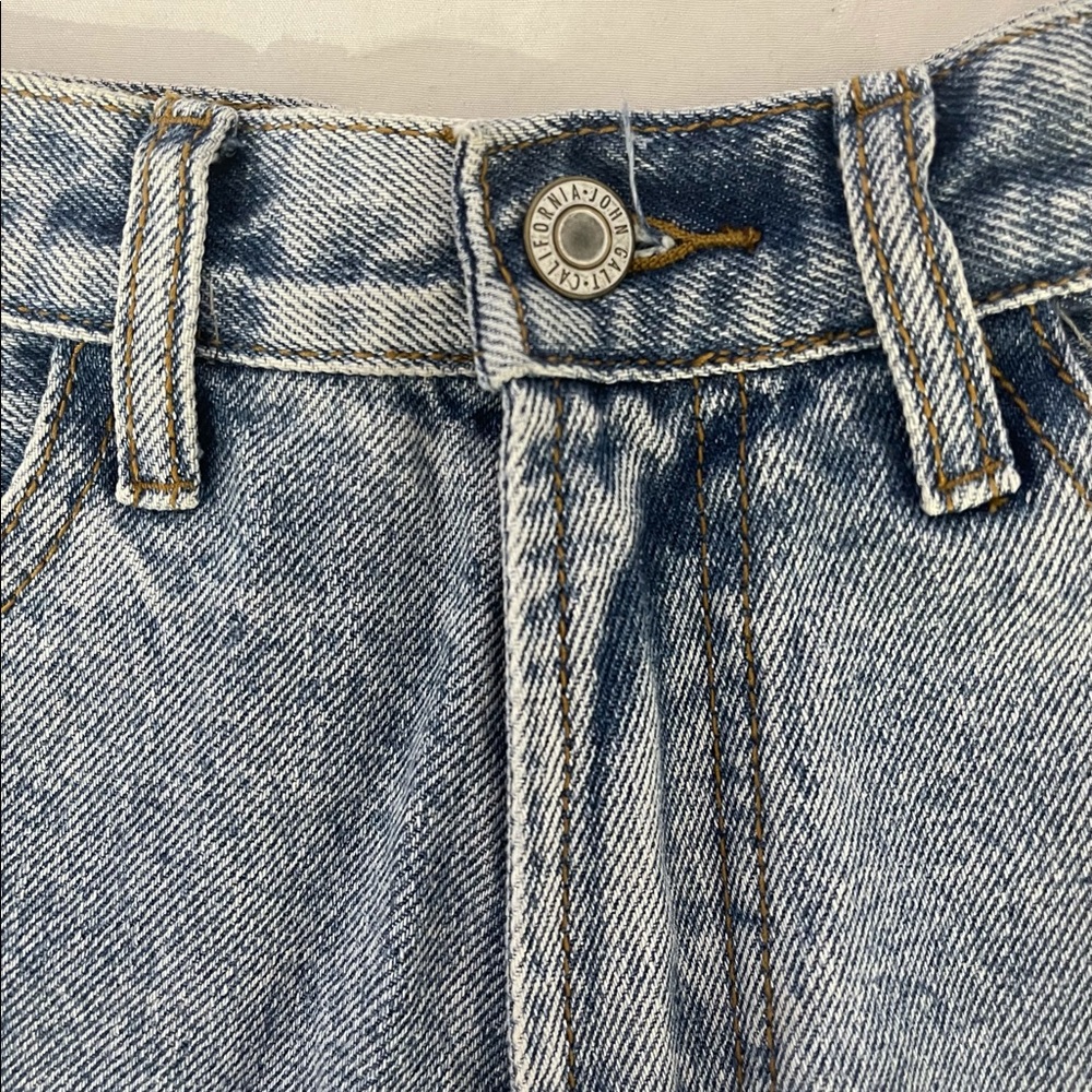 Brandy Melville Jean Shorts Size S - Picture 7 of 7